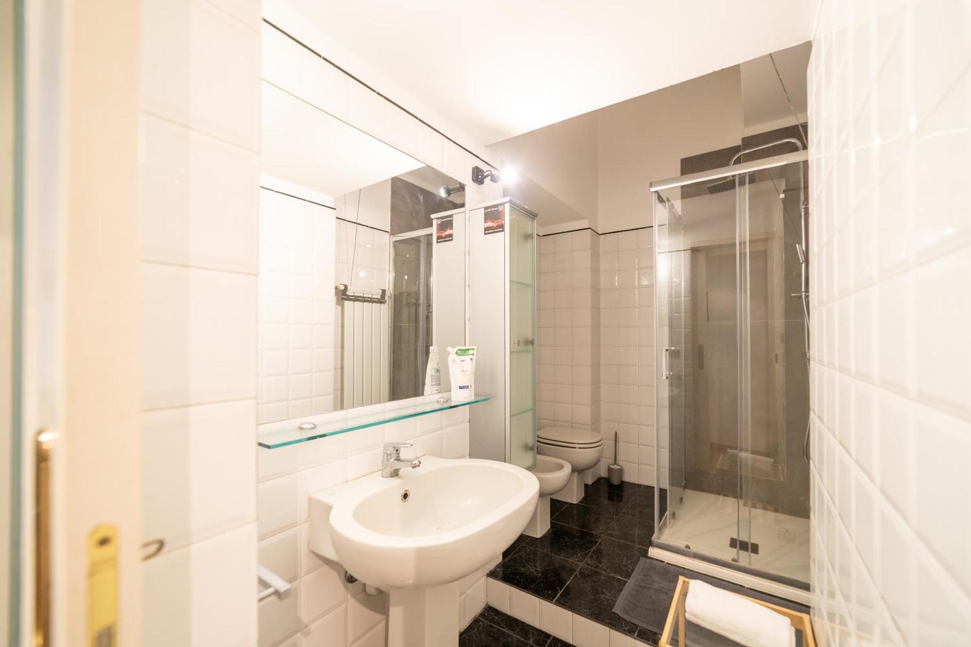 Nice Quiet Flat In Pta Venezia Милан Экстерьер фото